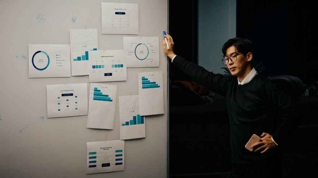 data-storytelling-presenting man working late at night at the office